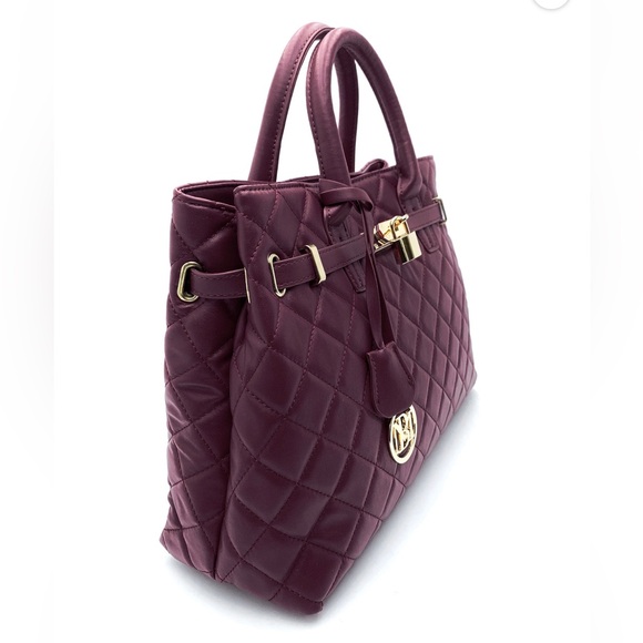 Badgley Mischka Large Quilted Tote with Front Lock new - Picture 2 of 5